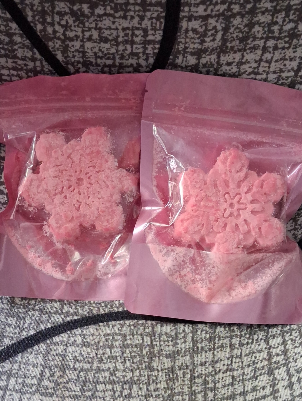 Pink Snowflake Handmade Wax Melts. Apple Spice Scent.